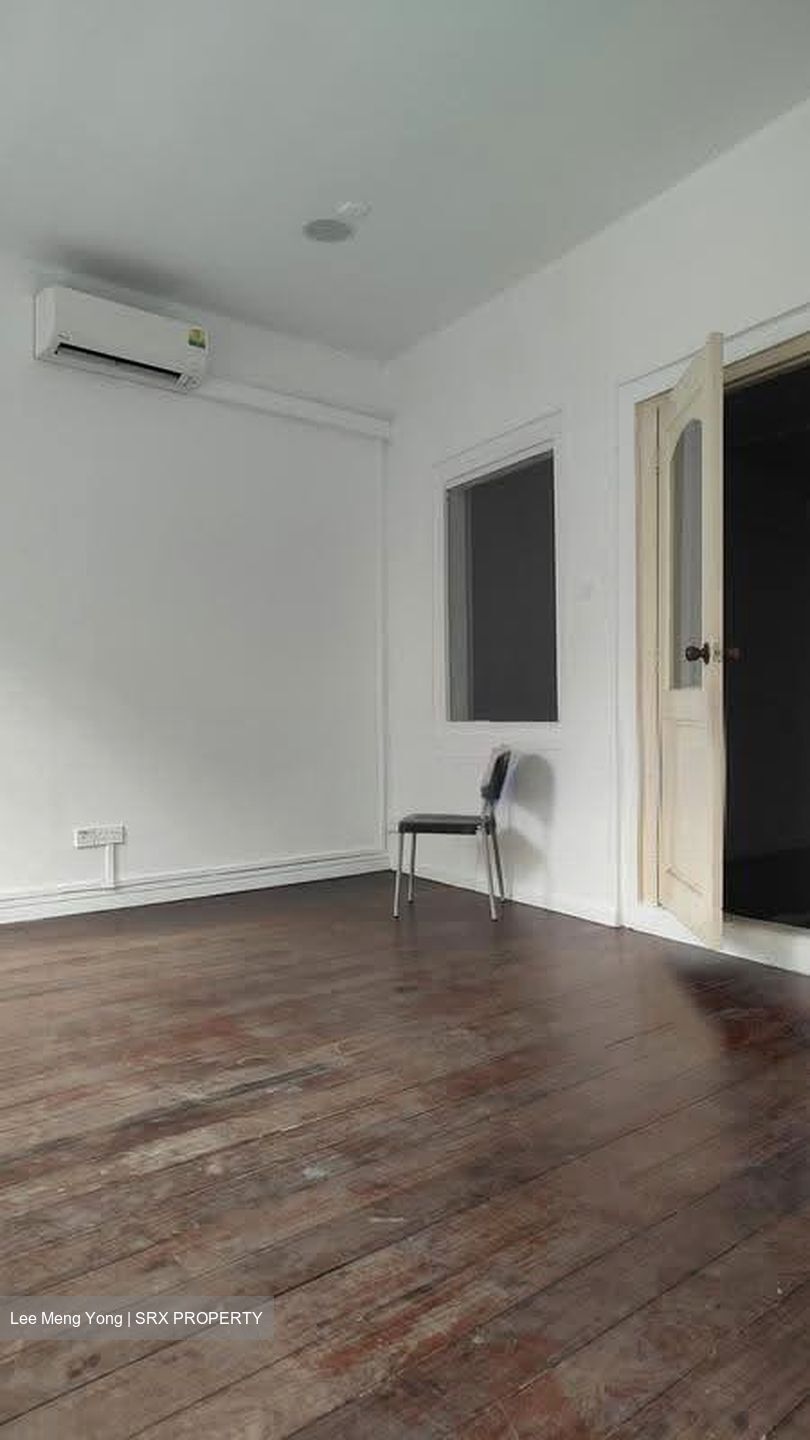 South Bridge Road (D1), Office #636785511